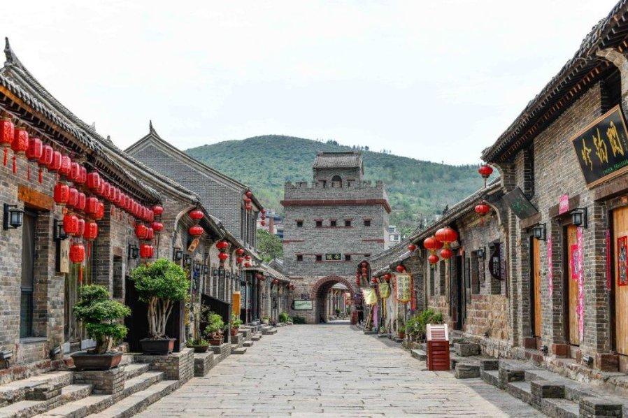 挽救大明命运的于谦到底为什么被杀？他死得冤不冤？游戏画面